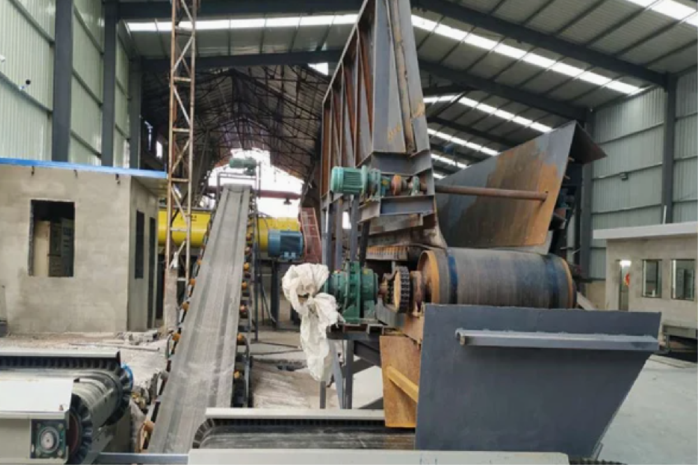 廣西皮帶定量給料機現(xiàn)場